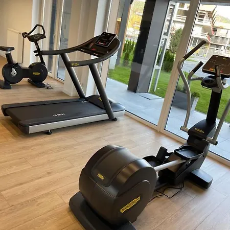 Superior Laguna Beskidow 3 Rooms! Sauna&gym! Air Condition! 扎热切