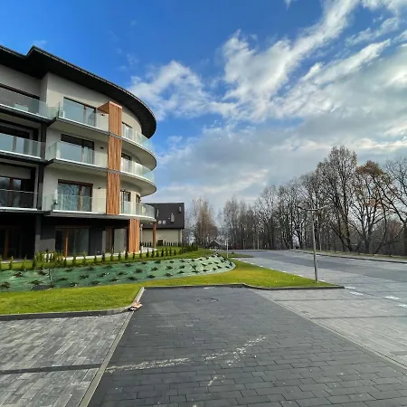 アパート Superior Laguna Beskidow 3 Rooms! Sauna&gym! Air Condition! ザジェチェ