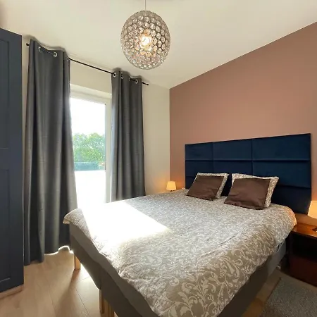 Superior Laguna Beskidow 3 Rooms! Sauna&gym! Air Condition! * 扎热切