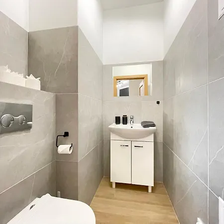 Superior Laguna Beskidow 3 Rooms! Sauna&gym! Air Condition! Zarzecze (Silesia)