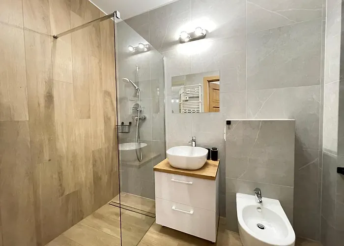 Apartment Superior Laguna Beskidow 3 Rooms! Sauna&gym! Air Condition! *